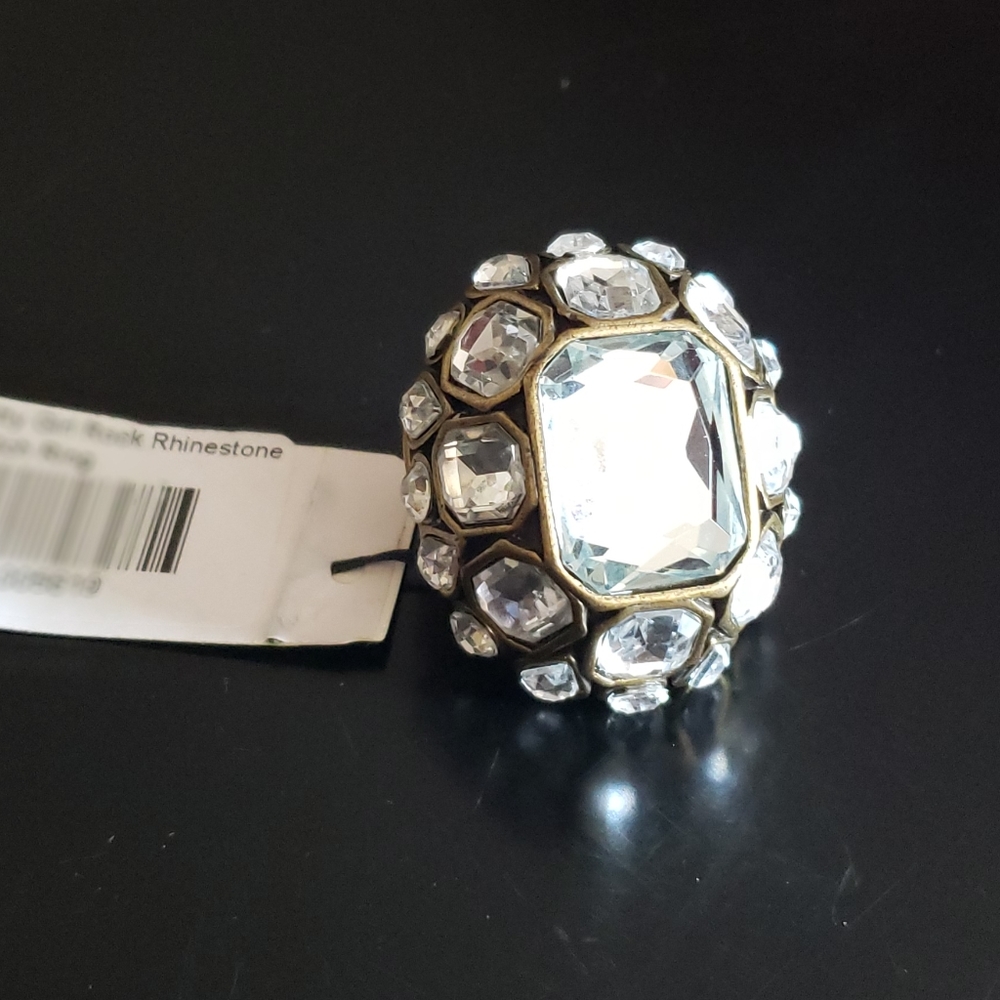 NWT Large Rhinestone Rock Stretch Ring - Picture 5 of 8
